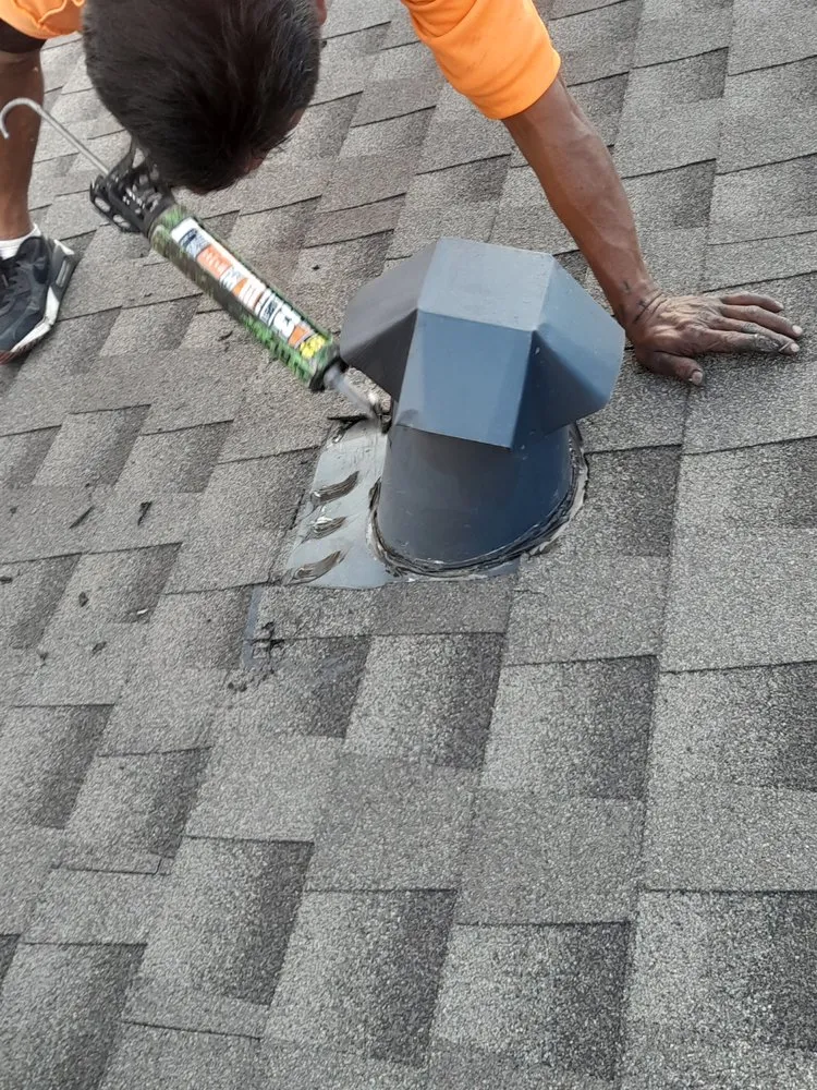 Slide of Esteban's Roofing & Construction