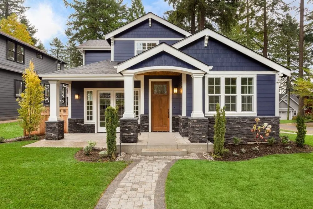 Slide of Estland Contractors Group