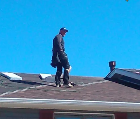 Estrada Roofing Logo