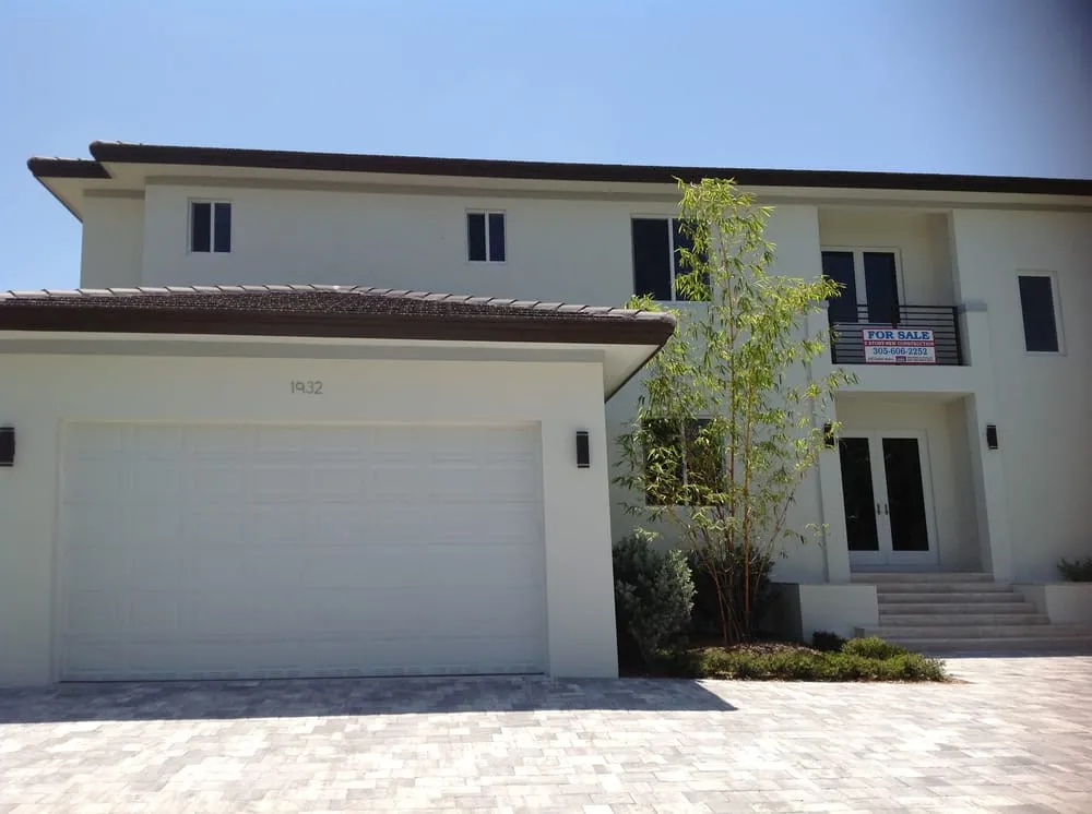 Slide of Estrada Roofing