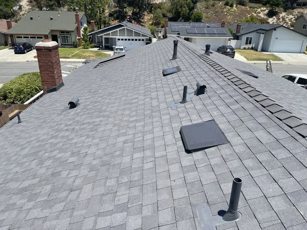 Slide of Estrada Roofs