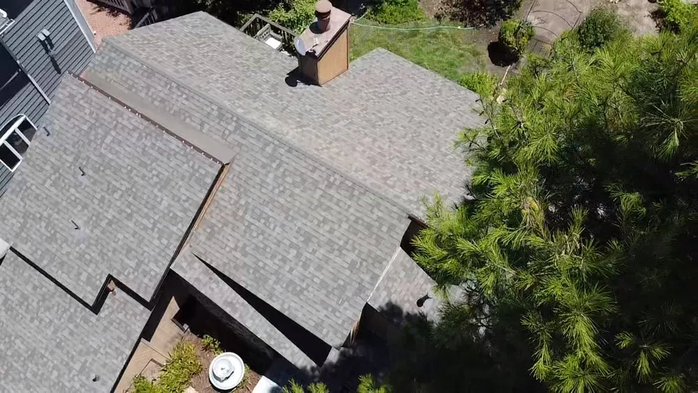 Slide of Estrada Roofs