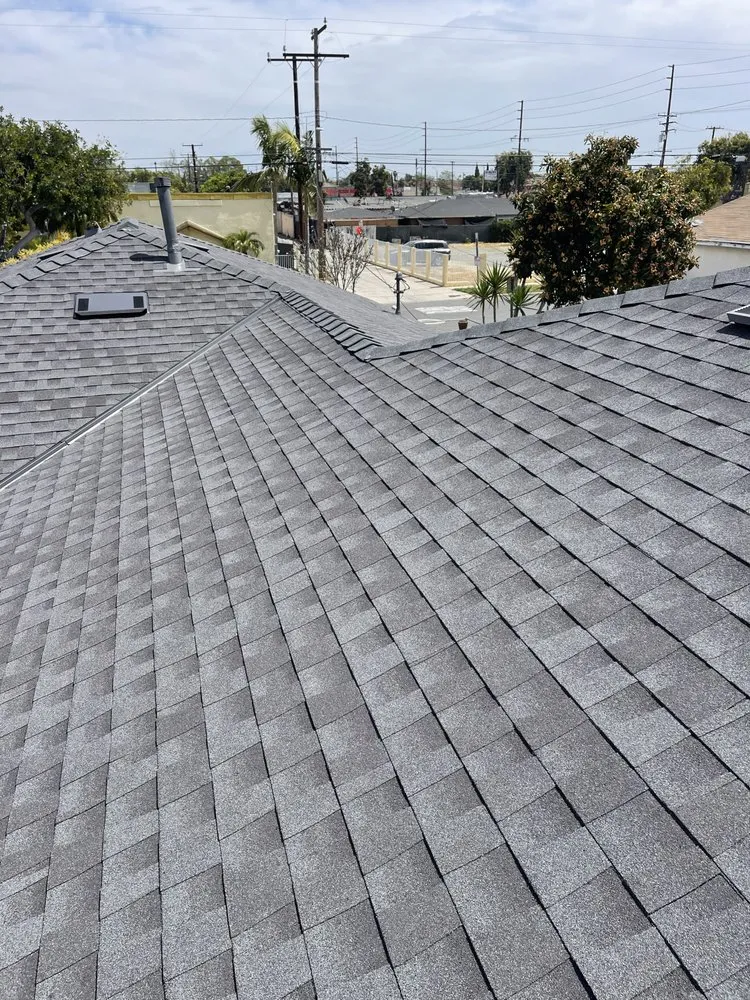 Slide of Estrada Roofs