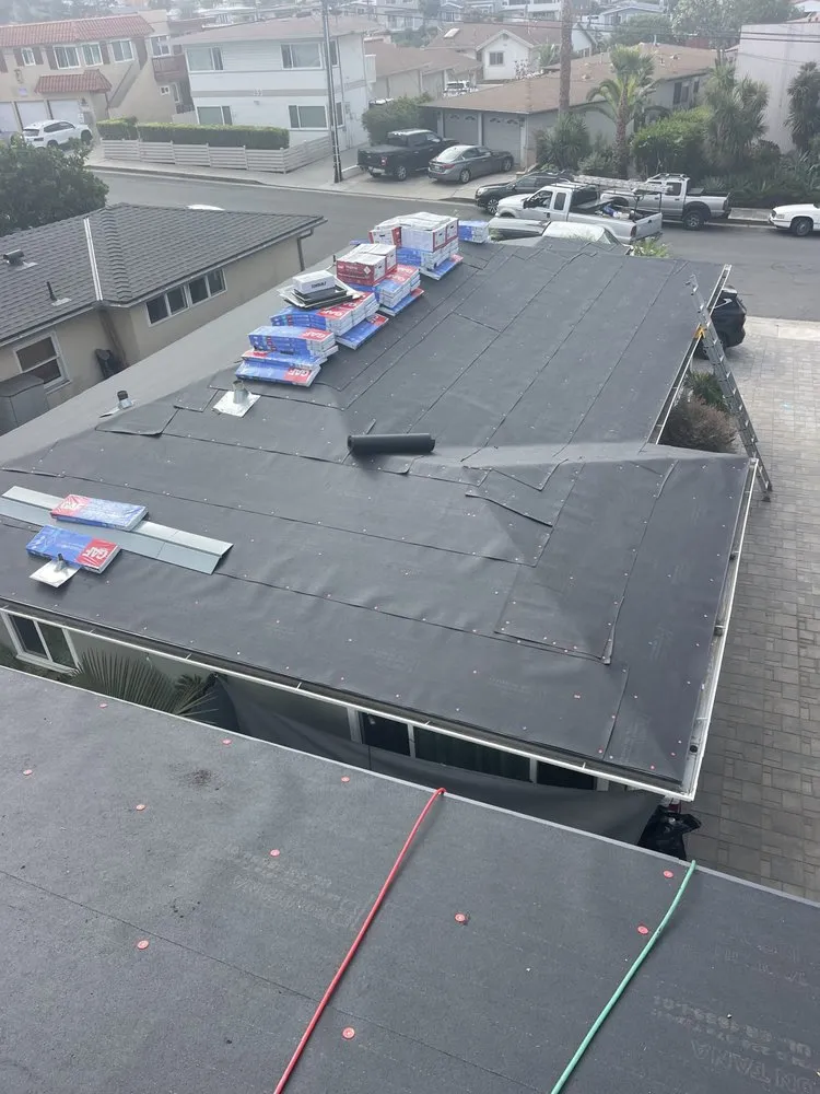 Slide of Estrada Roofs