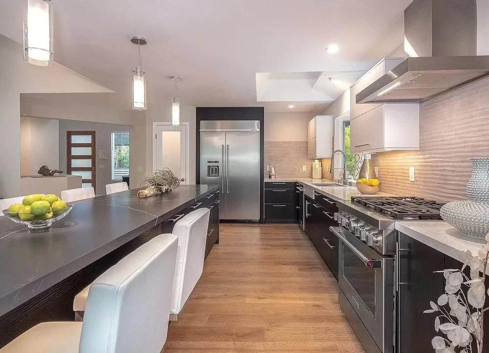 Slide of ET Construction