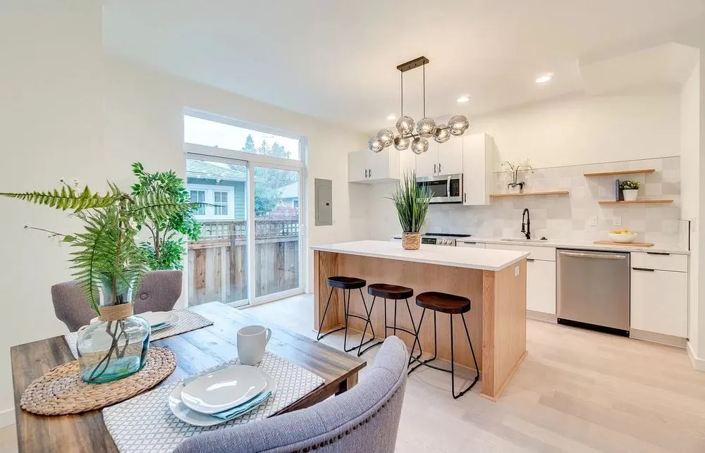 Slide of ET Construction