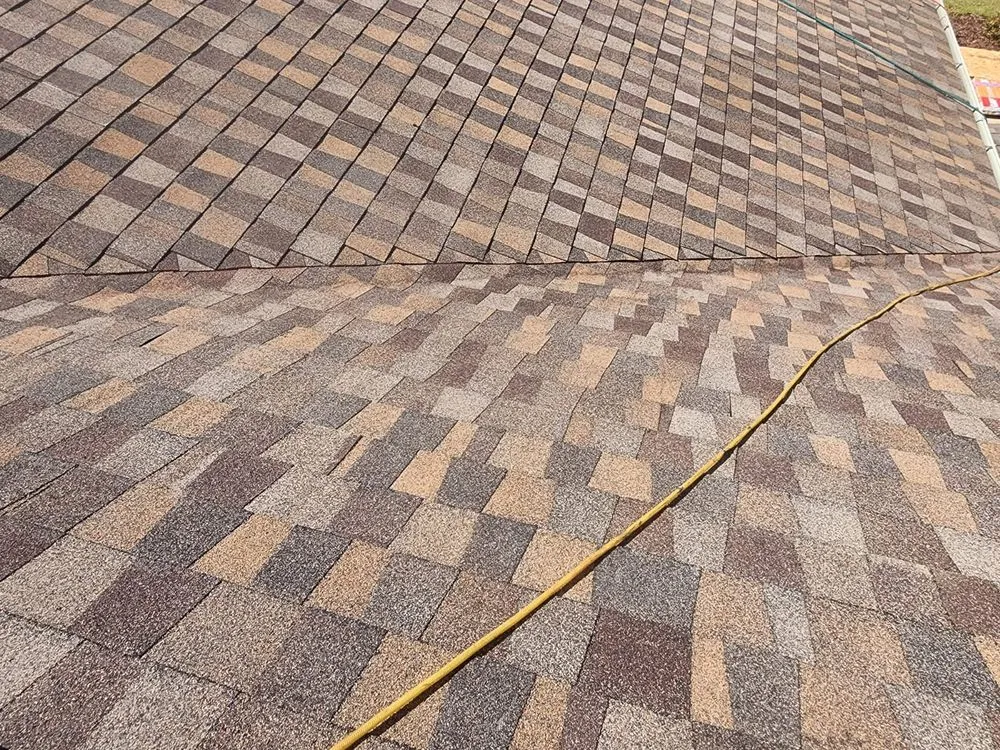 Slide of E&T Roofing