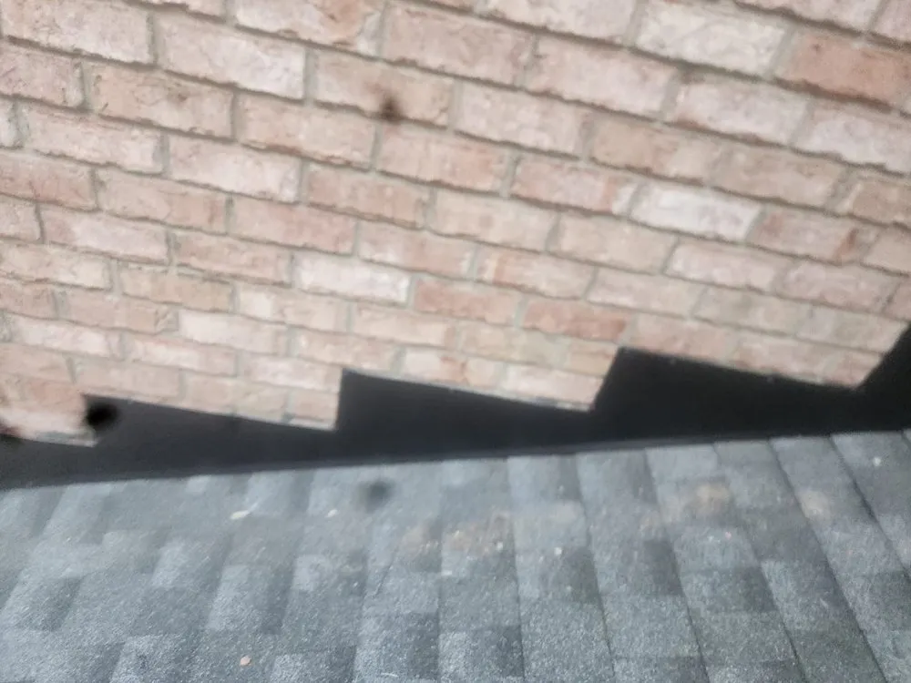 Slide of E&T Roofing