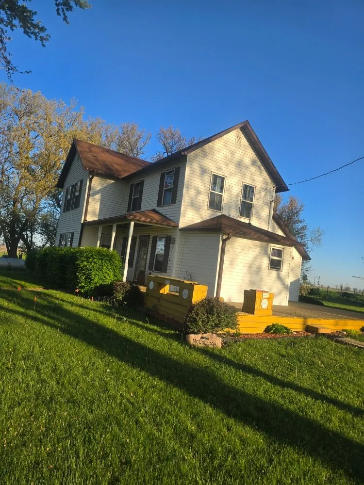 Slide of Eubioss Roofing