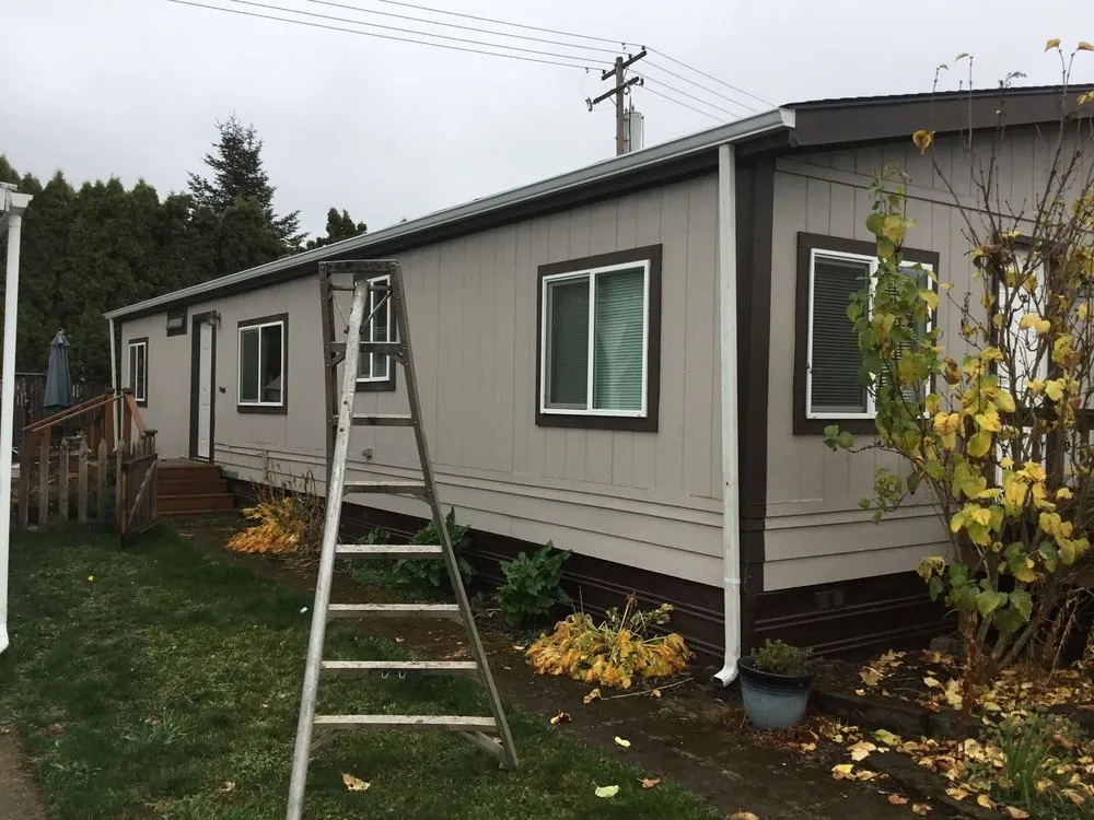 Slide of Eugene Oregon Gutter Service