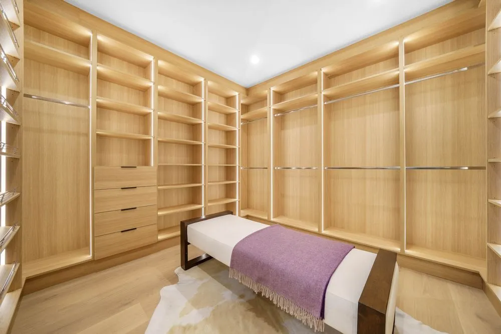 Slide of Eureka Builders Inc