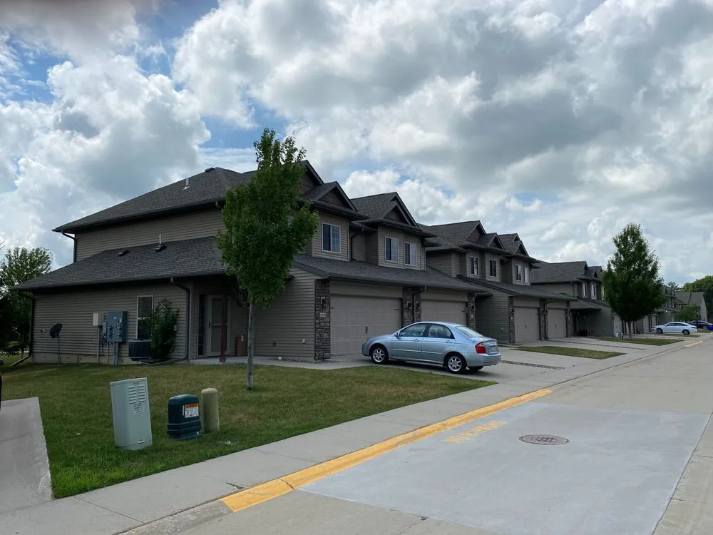 Emergency shingle roofing service with free inspection in Conroy, IA by Evans Roofing Home Repair