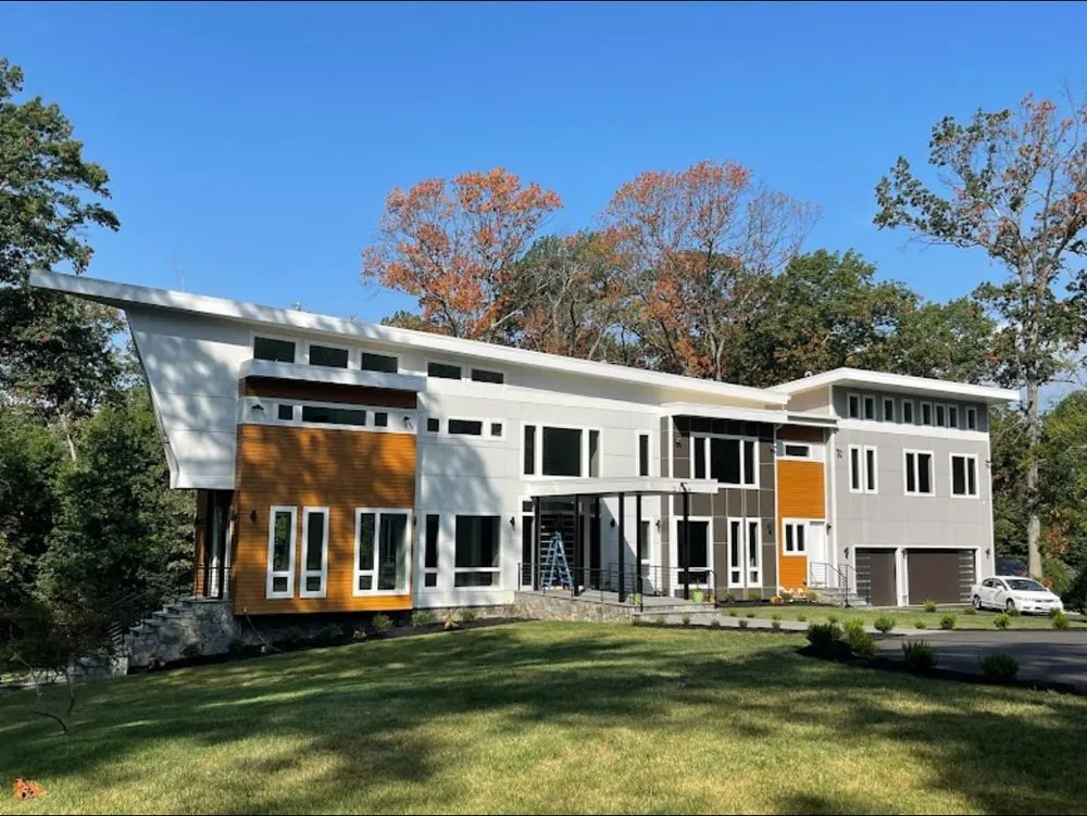 Slide of Ever Contractors