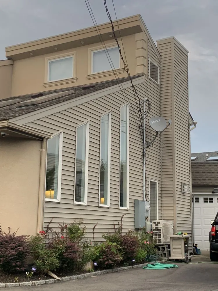 Slide of Eveready Roofing Company