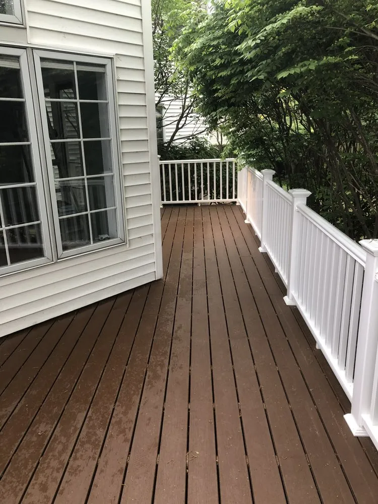 Slide of Everest Construction Group