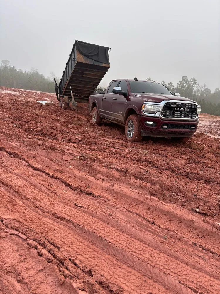 Slide of Everest Construction Services