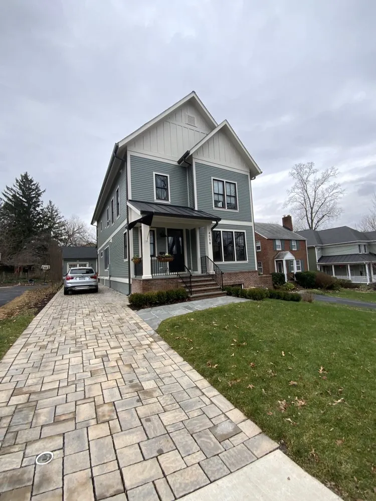 Slide of Everest Home Improvement