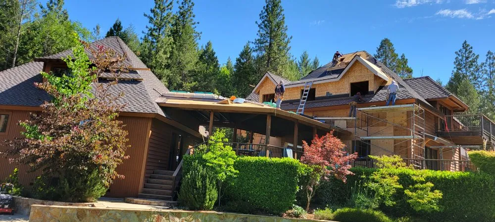 Slide of Everest Roofing