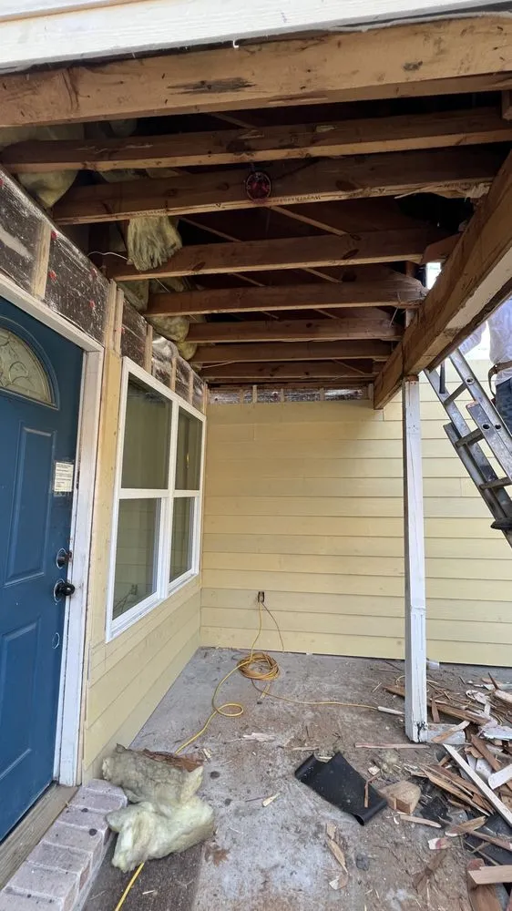 Slide of Everest Siding and Windows Contractor Houston