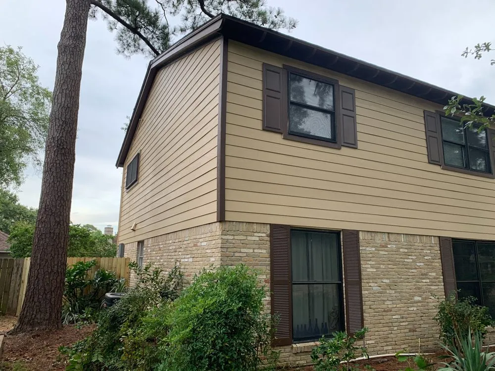 Slide of Everest Siding and Windows Contractor Houston