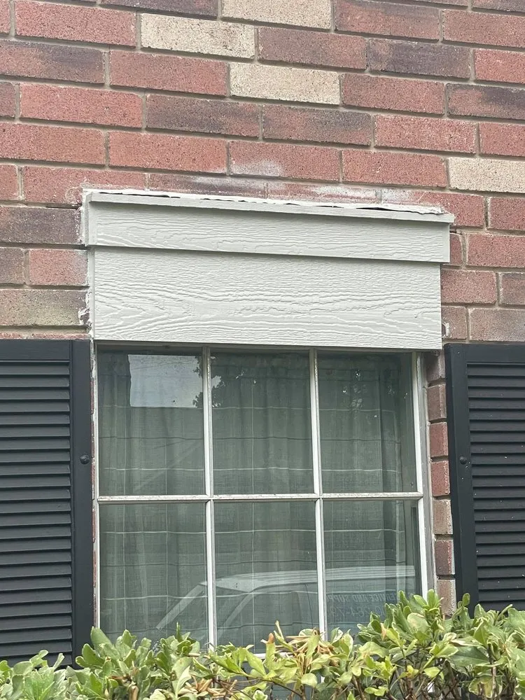 Slide of Everest Siding and Windows Contractor Houston