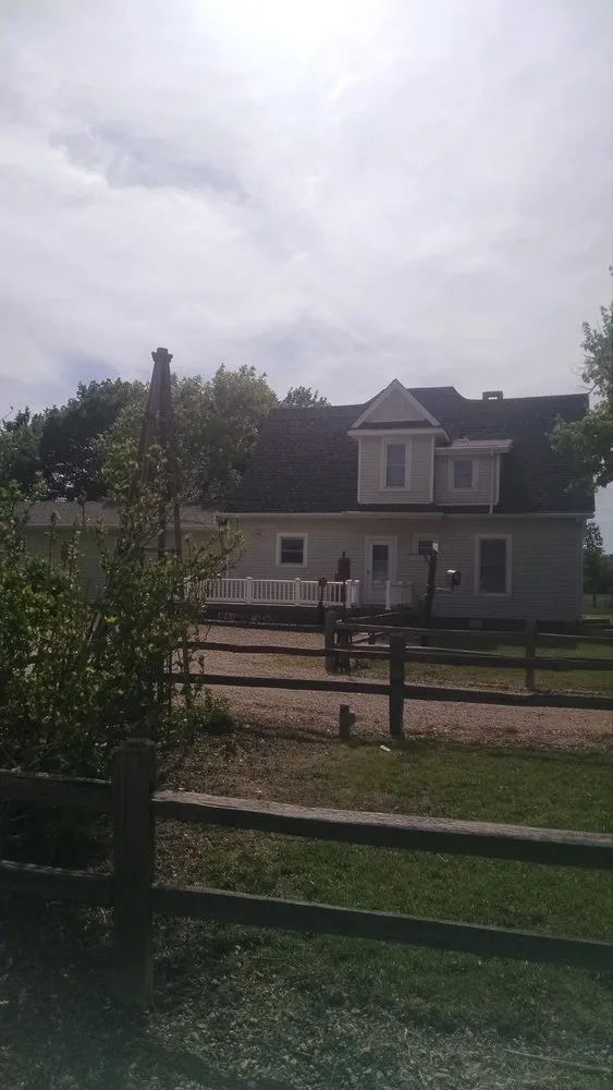 Slide of Everett Larson Roofing