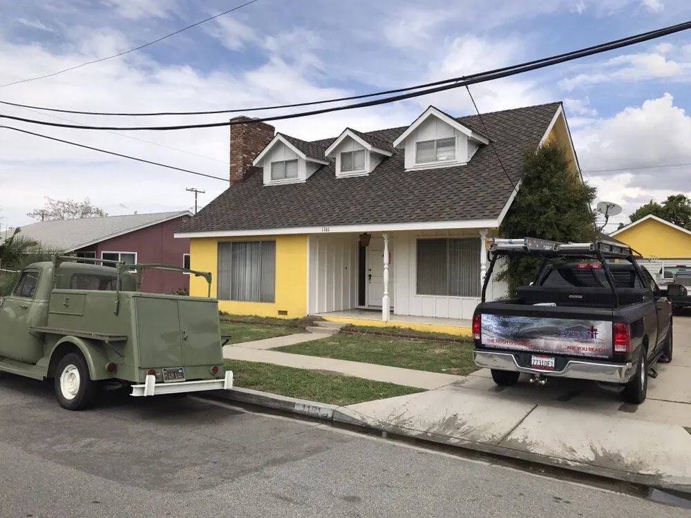 Slide of Everett Roofing