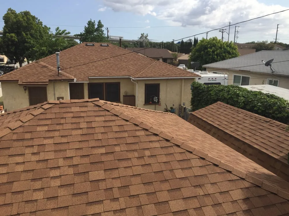 Slide of Everett Roofing