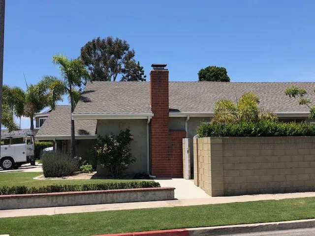 Slide of Everett Roofing