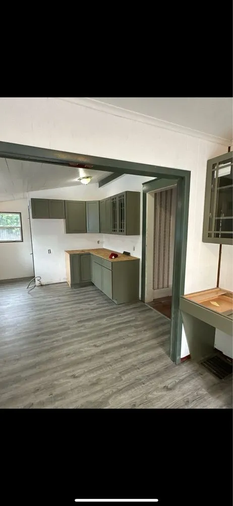 Slide of Everett’s Home Renovations