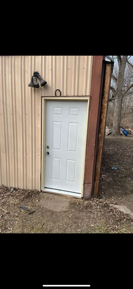 Slide of Everett’s Home Renovations