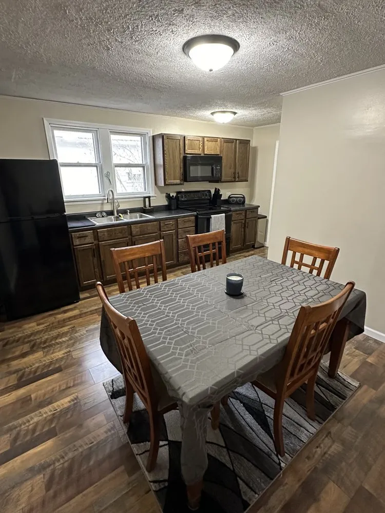 Slide of Everett’s Home Renovations