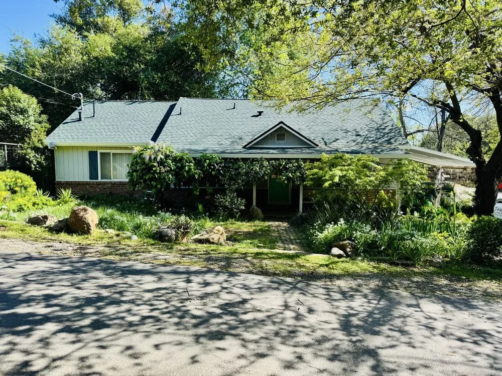 Slide of Evergold Construction