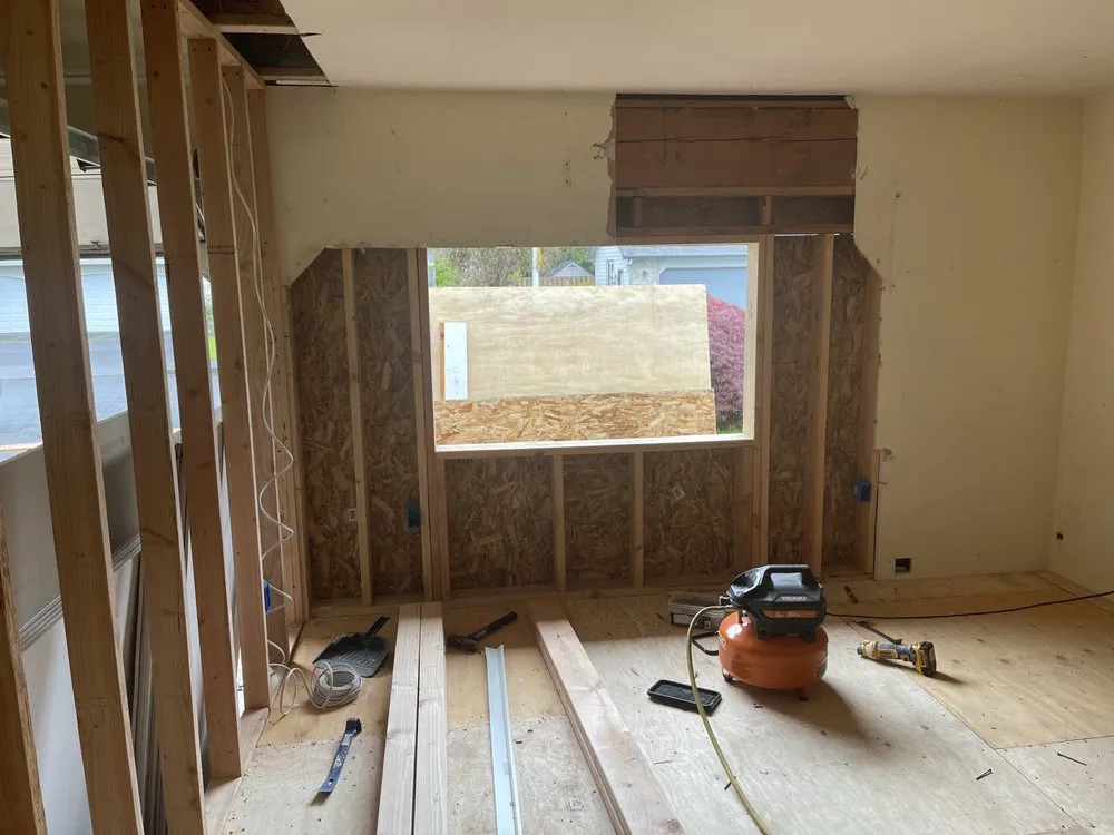 Slide of Evergreen Construction & Home Improvement