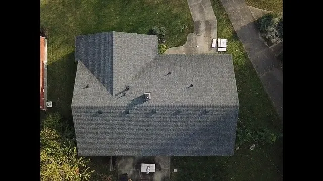 Slide of Evergreen Construction & Roofing