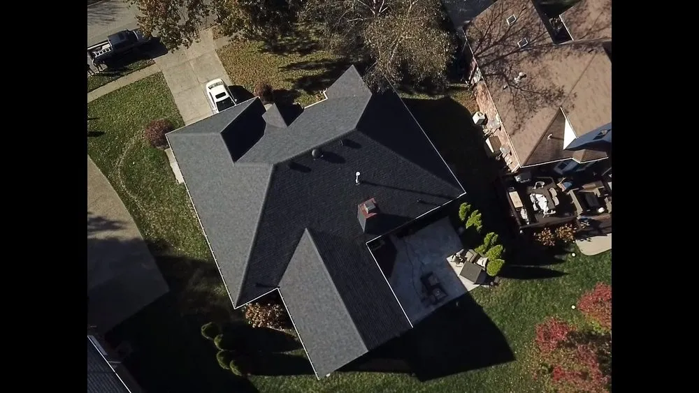 Slide of Evergreen Construction & Roofing