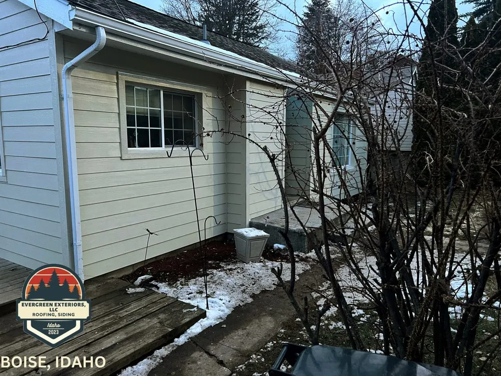 Slide of Evergreen Exteriors