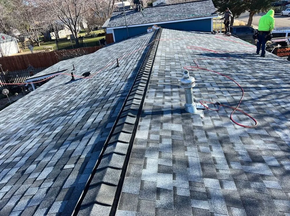 Slide of Evergreen Exteriors