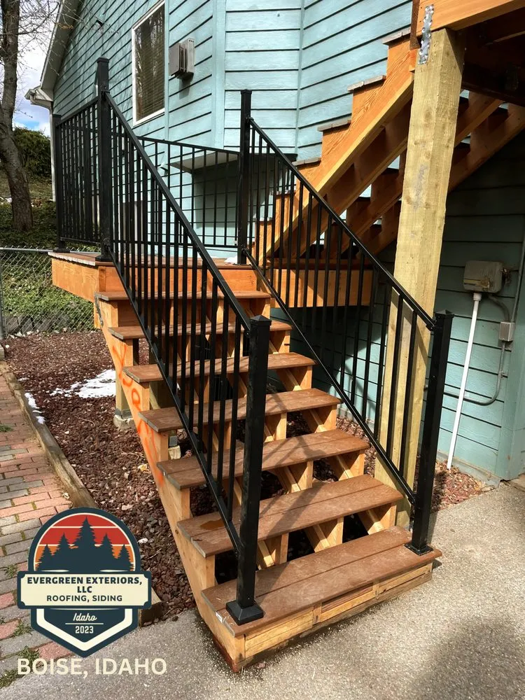 Slide of Evergreen Exteriors