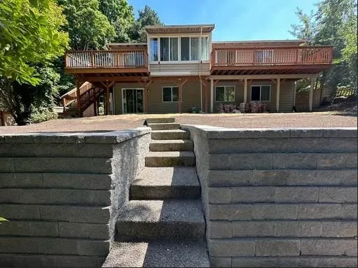 Slide of Evergreen Pro Remodeling