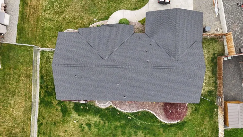 Slide of Evergreen Roofing & Construction