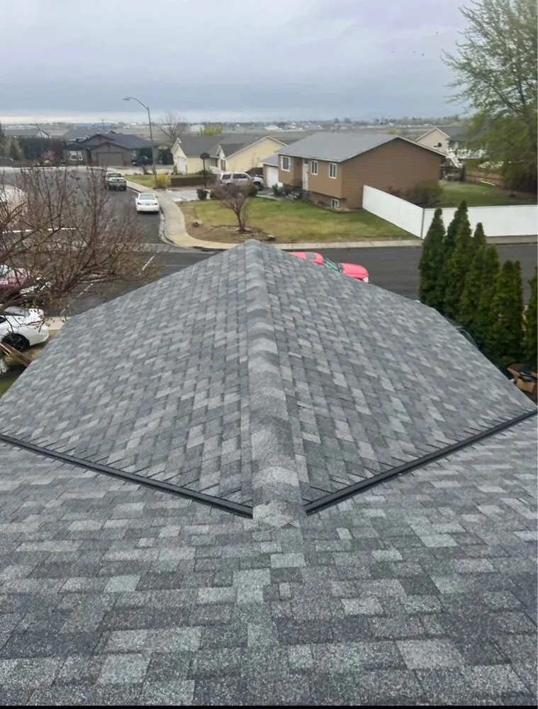 Slide of Evergreen Roofing & Construction