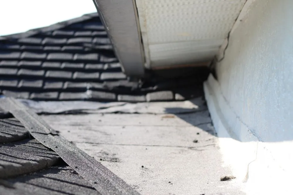 Slide of Evergreen Roofing and Solar