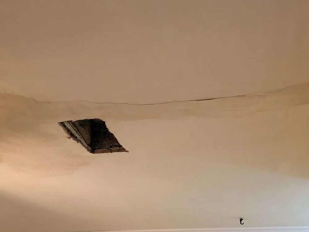 Slide of Evergreen Roofing and Solar