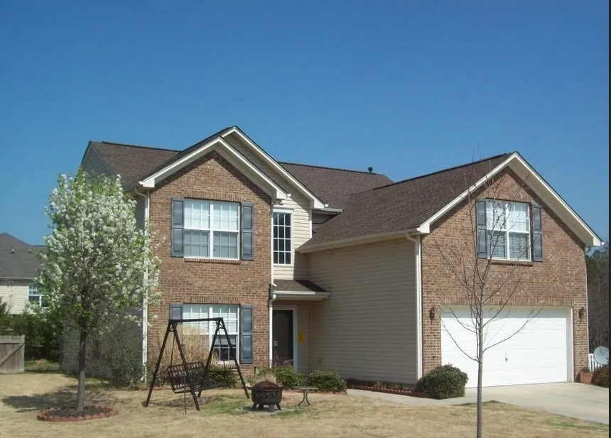 Slide of Evergreen Roofing Charlotte