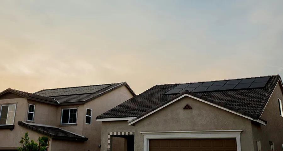 Slide of Evergreen Solar & Construction