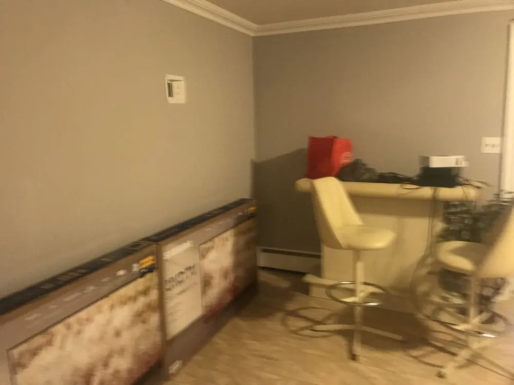 Slide of Everlast Construction & Painting