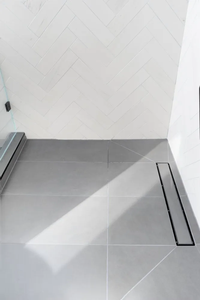 Slide of Everlast Construction