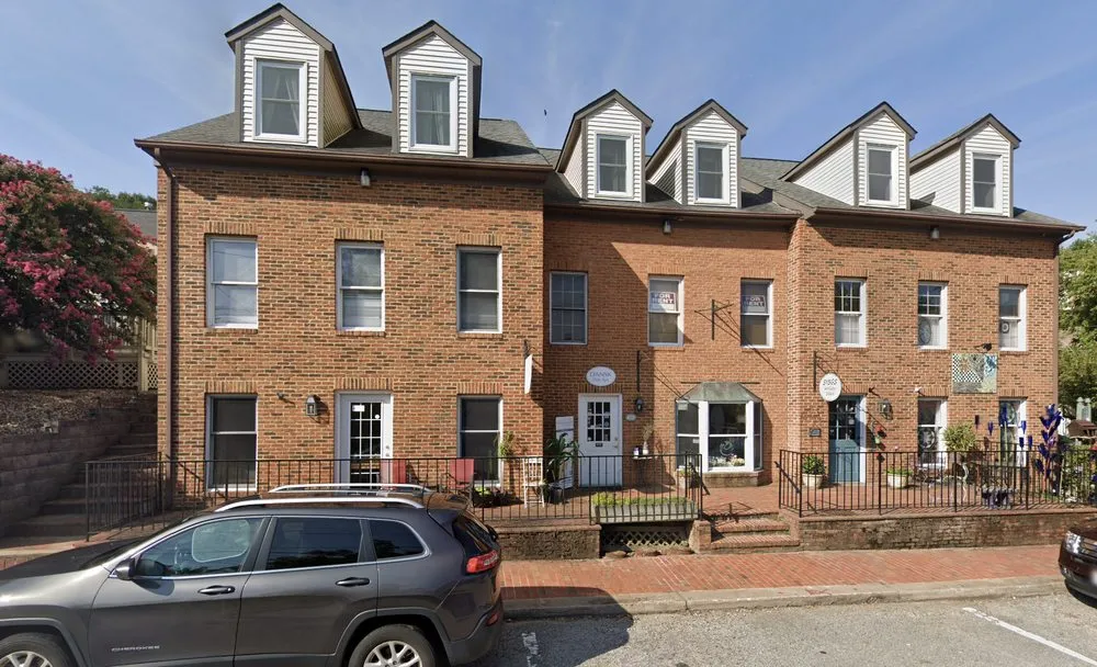 Slide of Everlast Construction