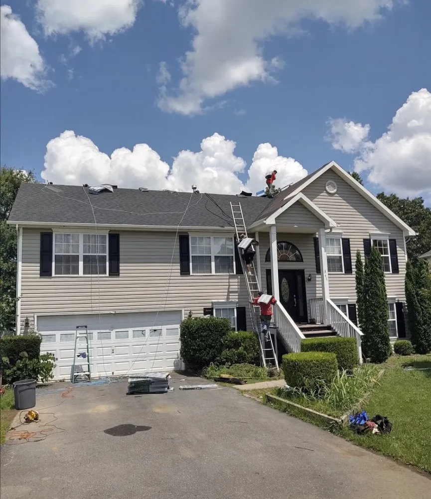 Slide of Everlast Construction